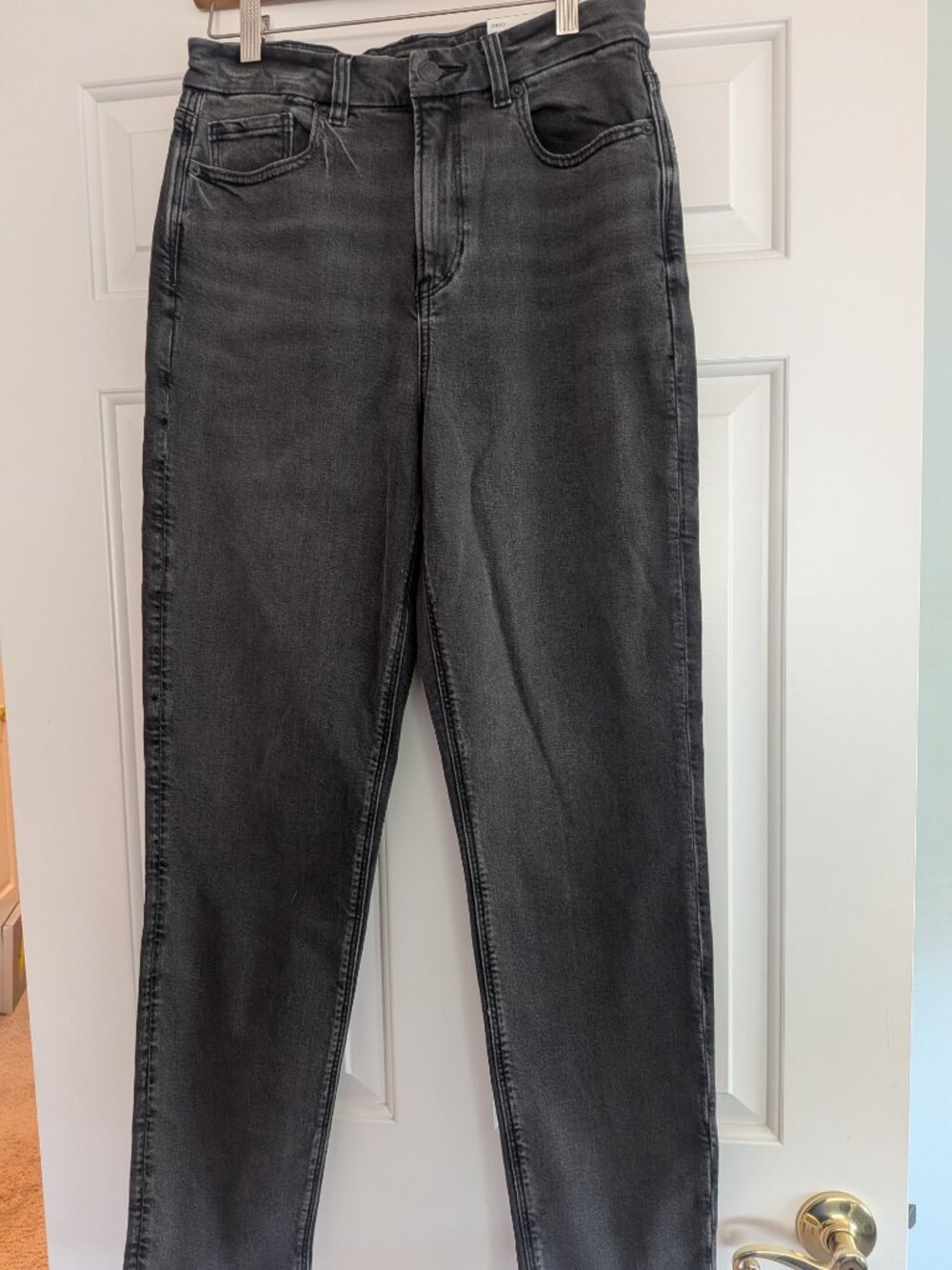 American Eagle Outfitters Curvy Mom Jeans - Size 10  - BLack NWT - Picture 2 of 4